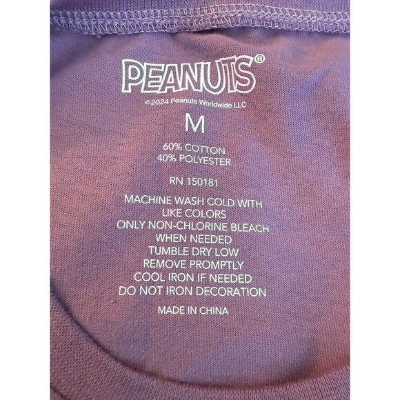 Peanuts Snoopy Purple Short Sleeve T Shirt Size Medium - Picture 6 of 6